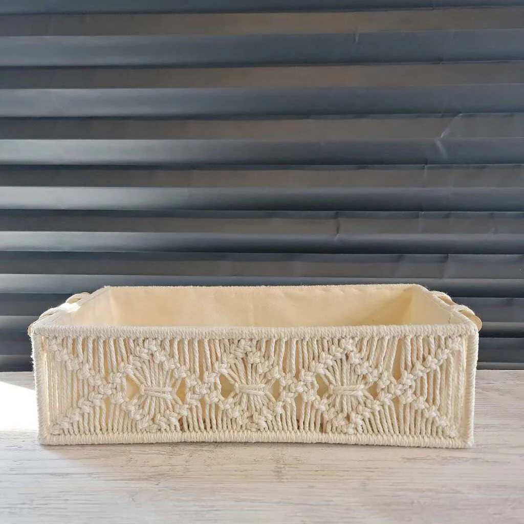 CREAM+, MACRAME BASKET WITH WOOD HANDLES - Image 3