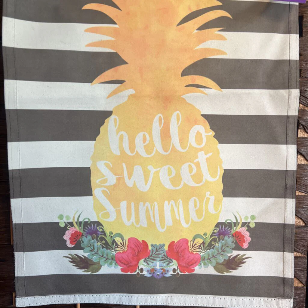 Gr/Wh,Small,Garden Flag - Image 3