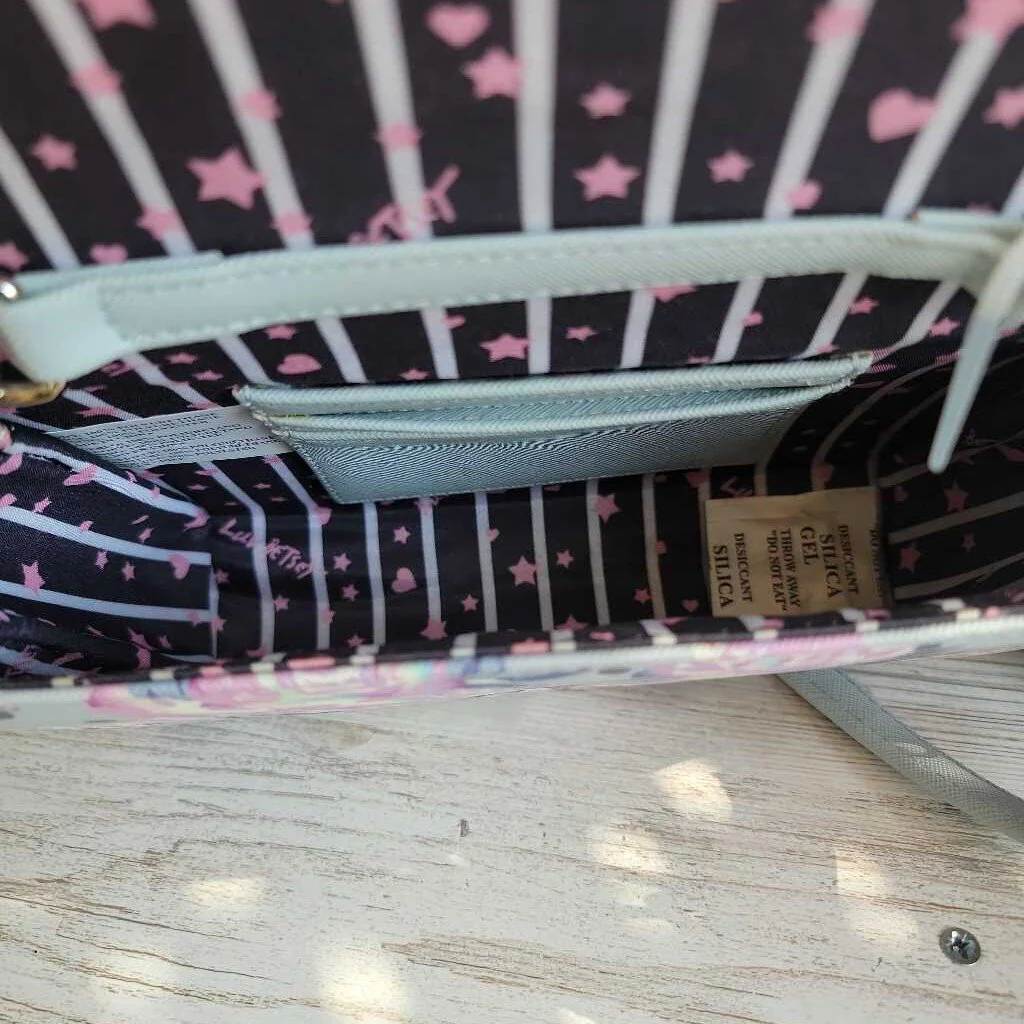 LAV FLWR,8X5,SMALL CROSS OVER WITH COIN/EAR BUD PURSE - Image 3